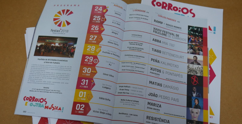 Consulte o programa na revista das Festas