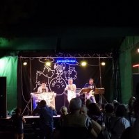 Noite de Peste & Sida