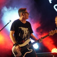 Noite de Peste & Sida